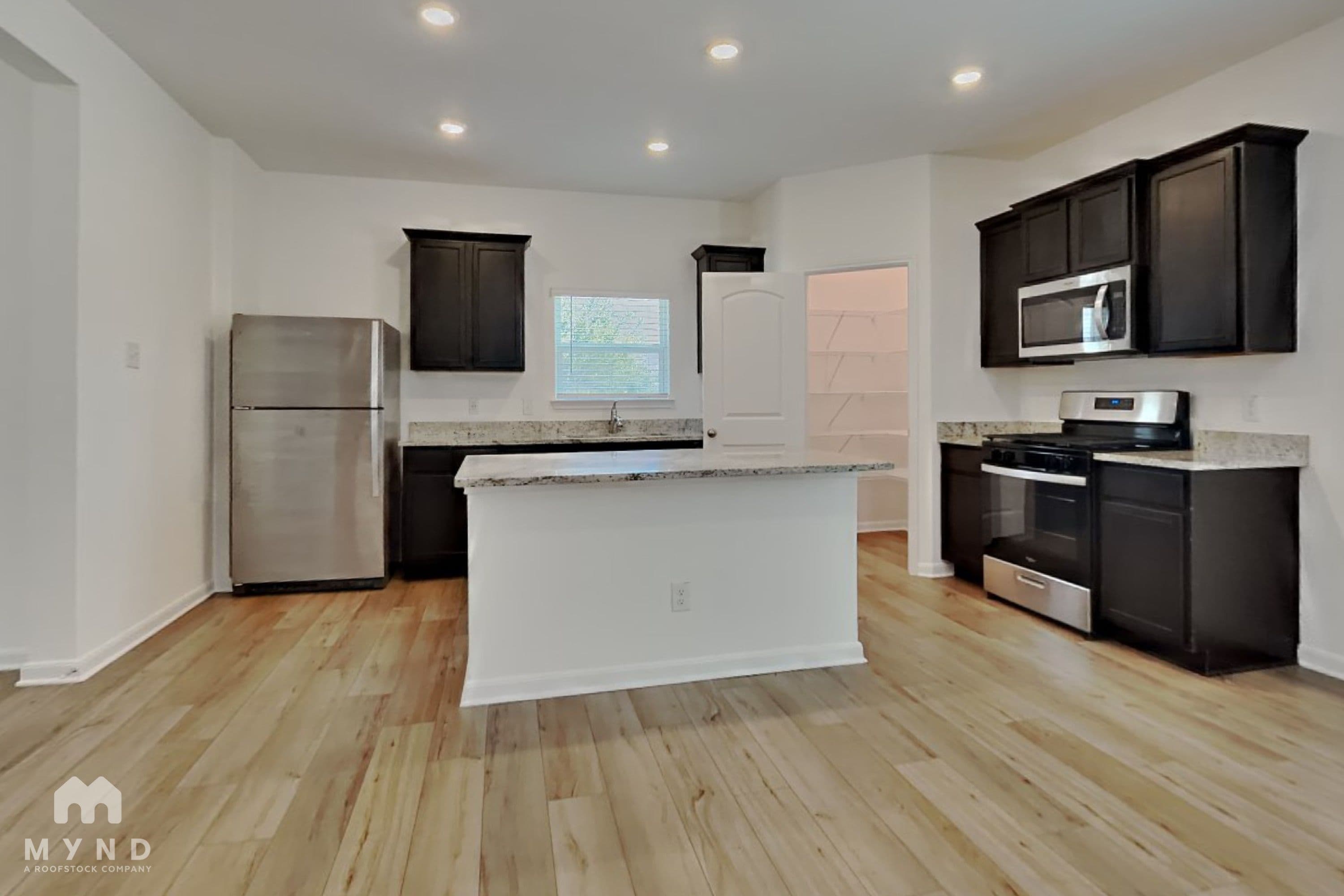 MYND — 4 Bedroom(s) and 2.5 Bathroom(s) - Photo 6