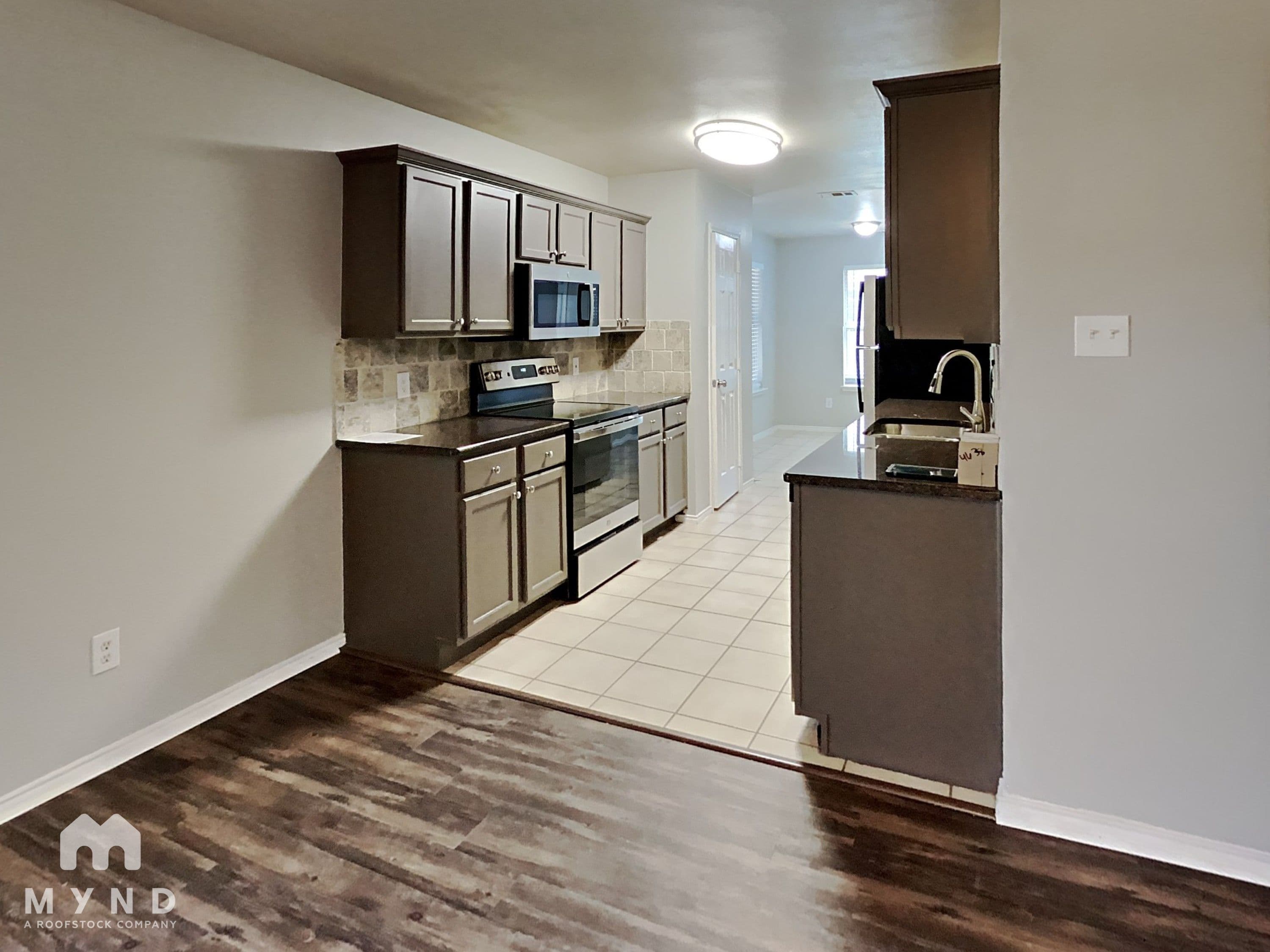 MYND — 5 Bedroom(s) and 2.5 Bathroom(s) - Photo 8