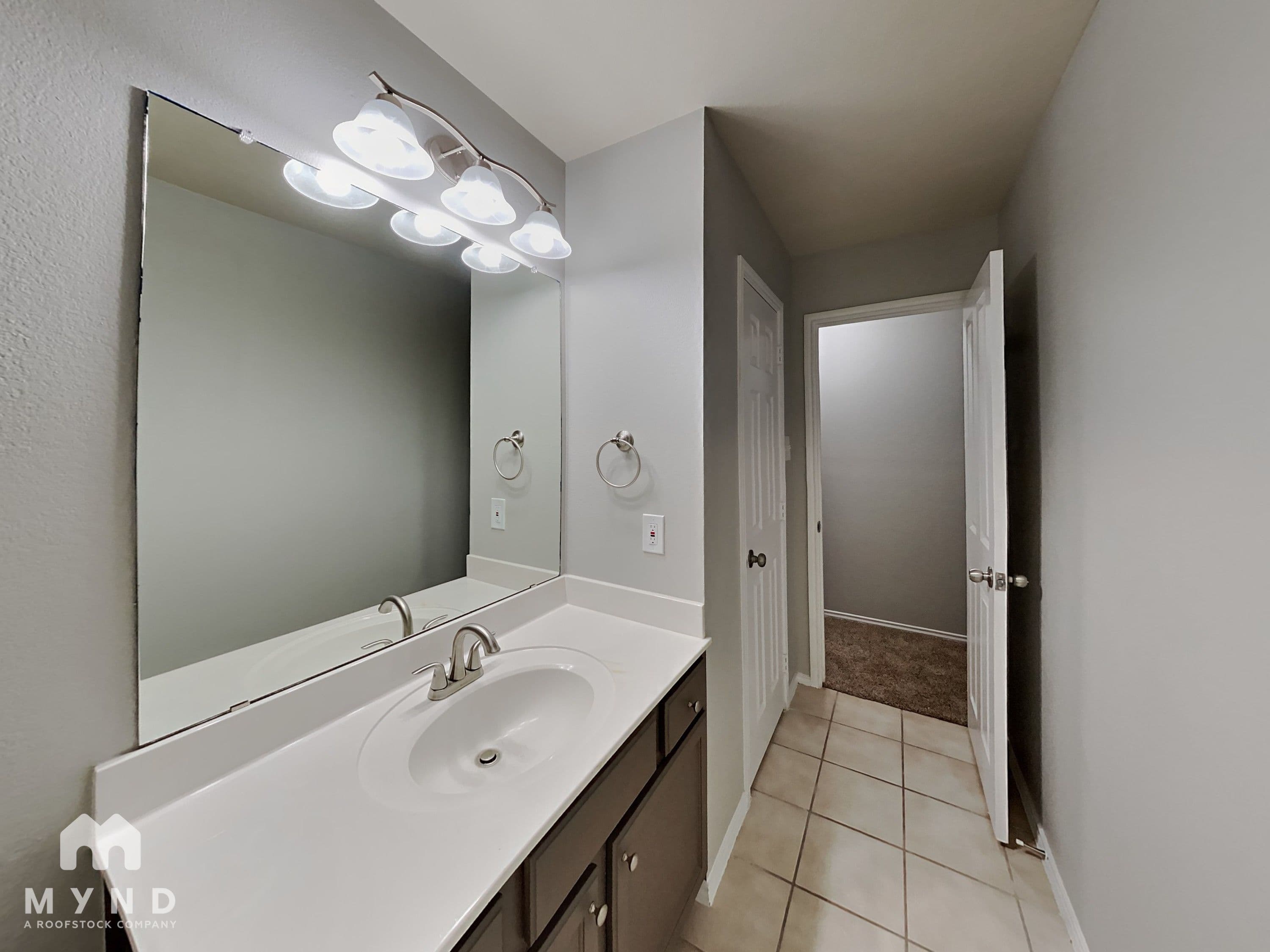 MYND — 5 Bedroom(s) and 2.5 Bathroom(s) - Photo 24