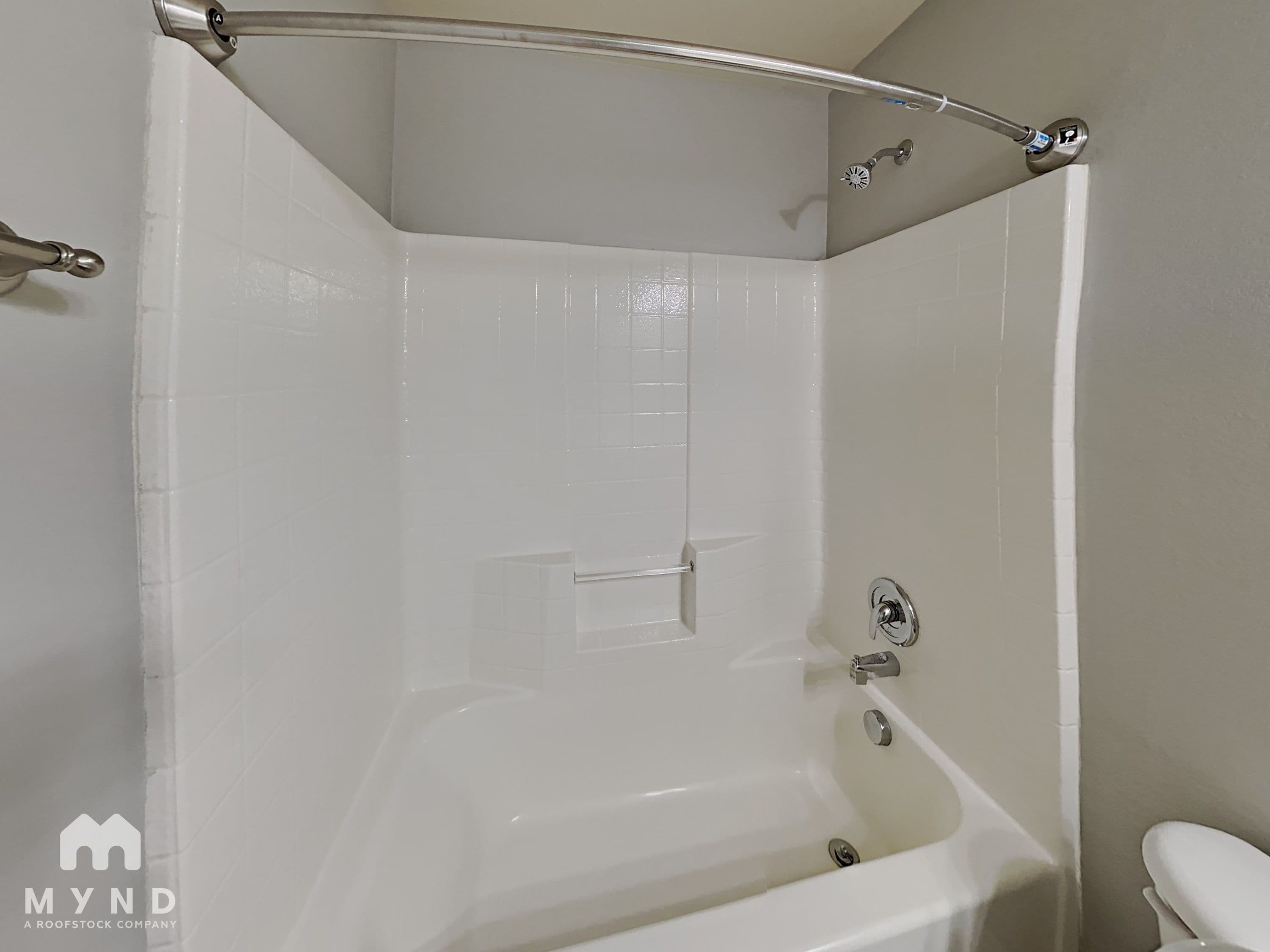 MYND — 5 Bedroom(s) and 2.5 Bathroom(s) - Photo 25