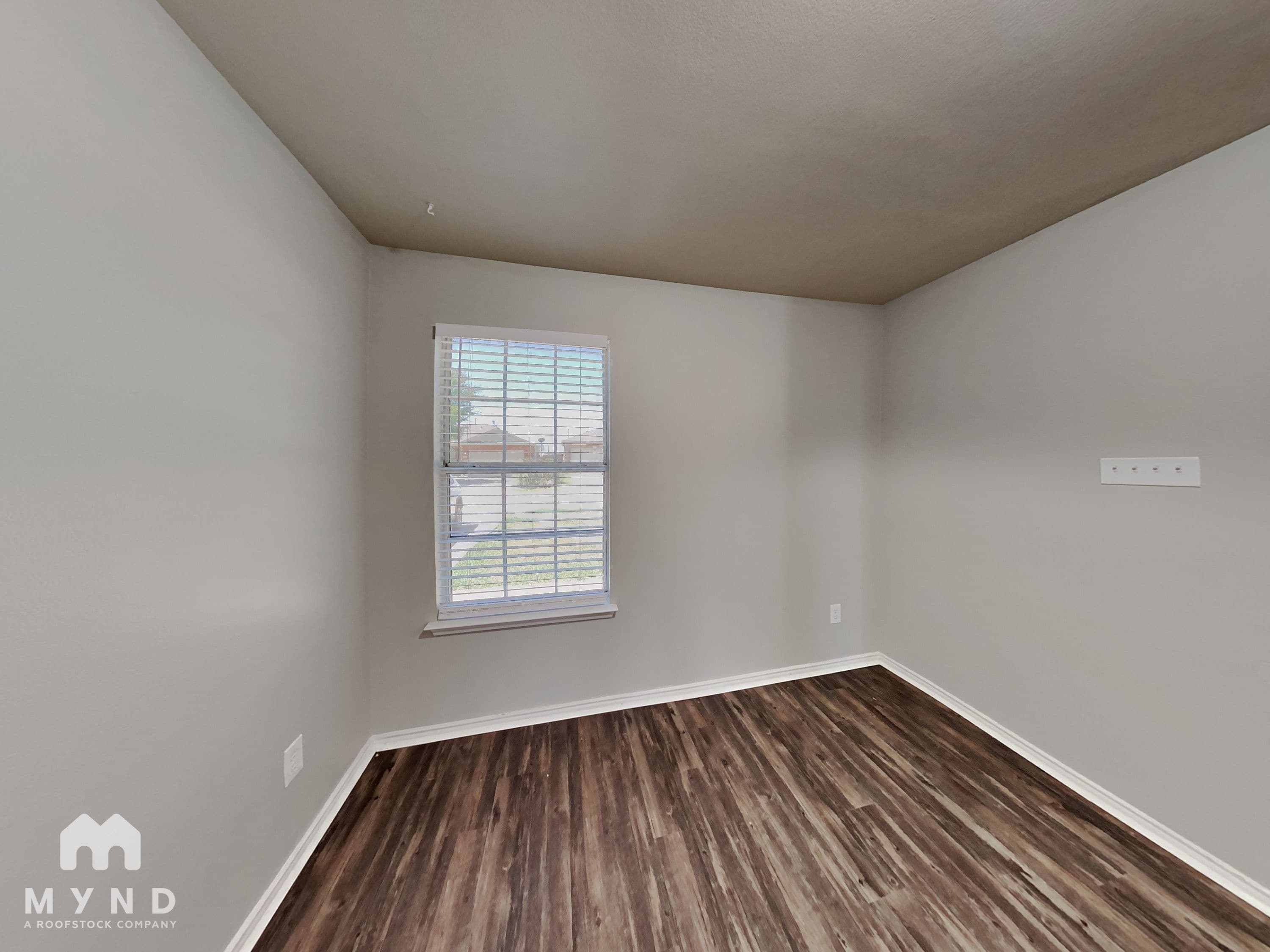 MYND — 5 Bedroom(s) and 2.5 Bathroom(s) - Photo 26