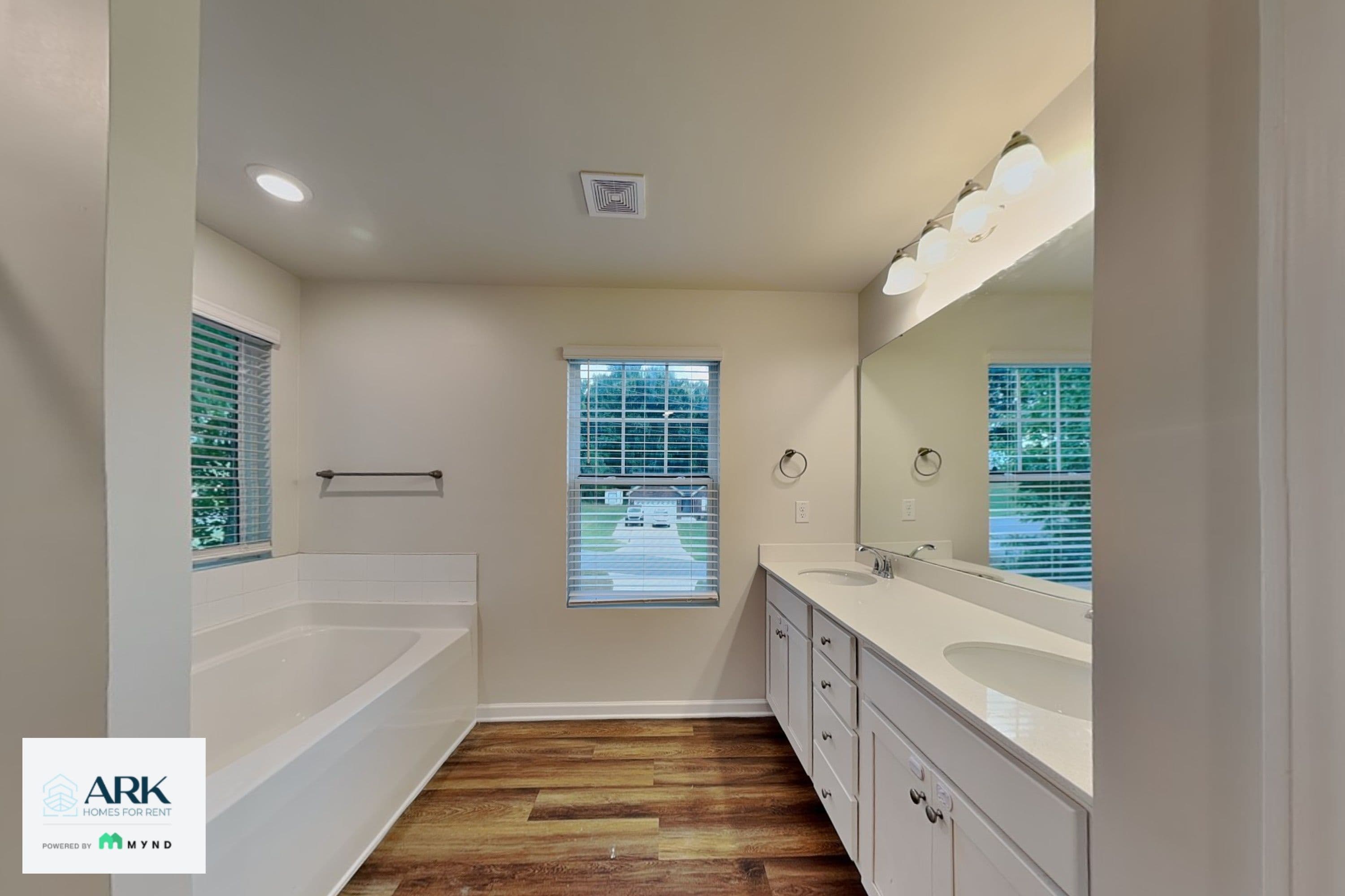 MYND — 4 Bedroom(s) and 2.5 Bathroom(s) - Photo 13