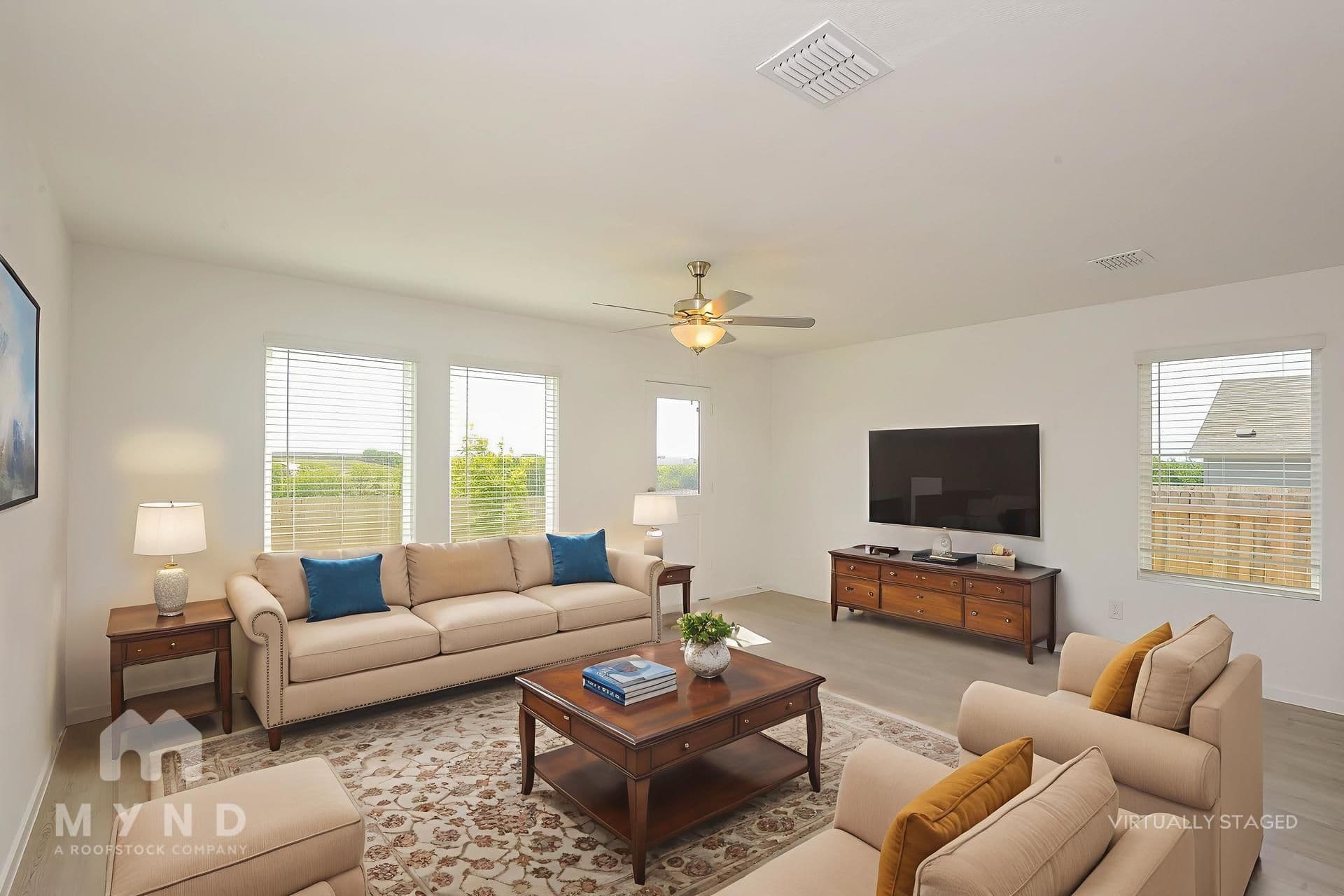 MYND — 4 Bedroom(s) and 2 Bathroom(s) - Photo 2