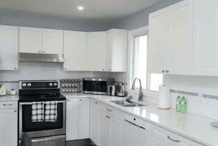 Rhenti — 3 Bedroom(s) and 2 Bathroom(s) - Photo 5