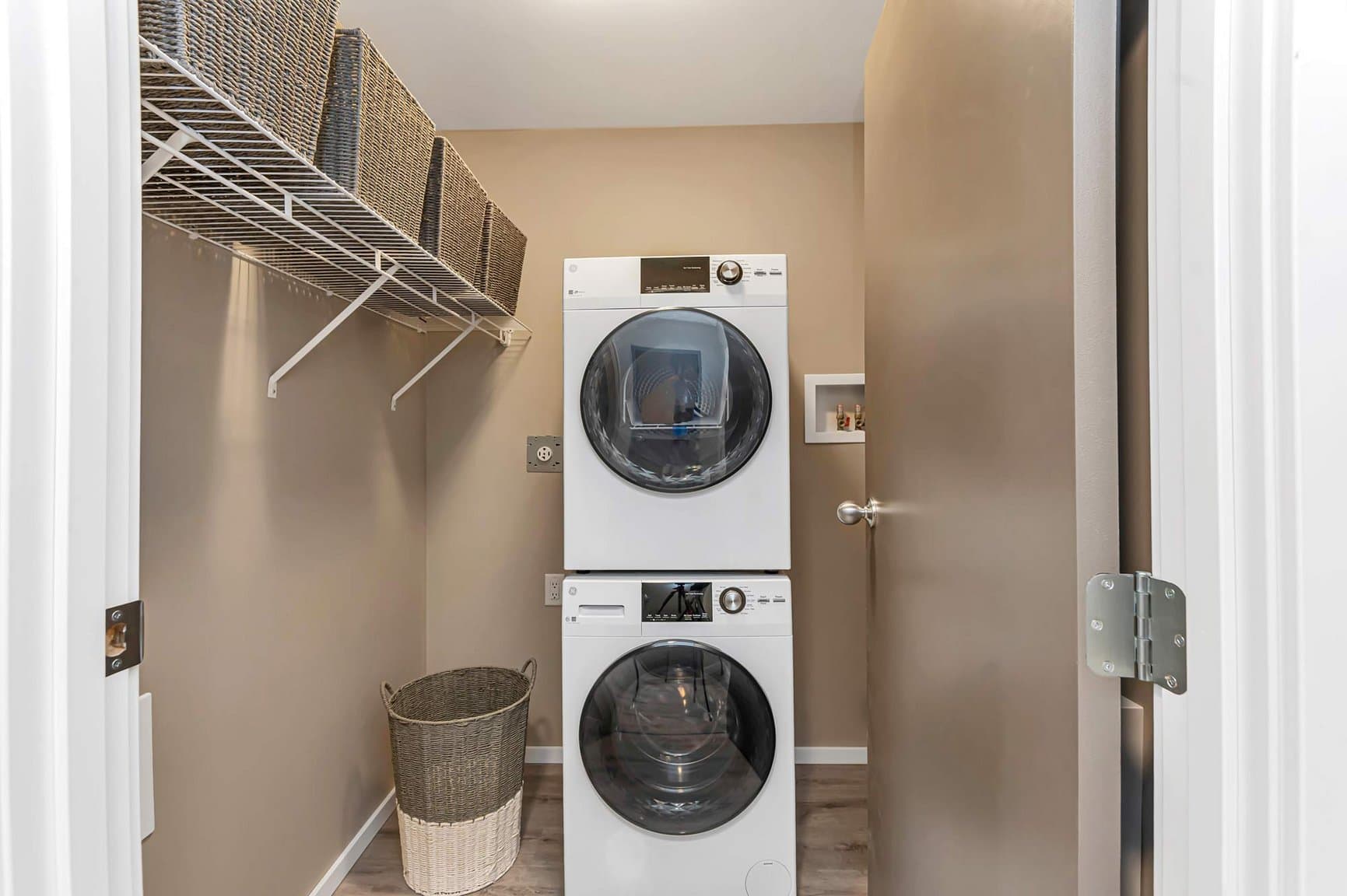 Crestview Tower at Seymour Village — Two Bedroom Two Bath - Photo 16