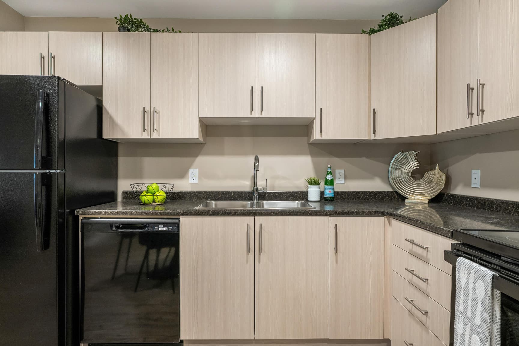 Sage Hill Apartments - Photo 9