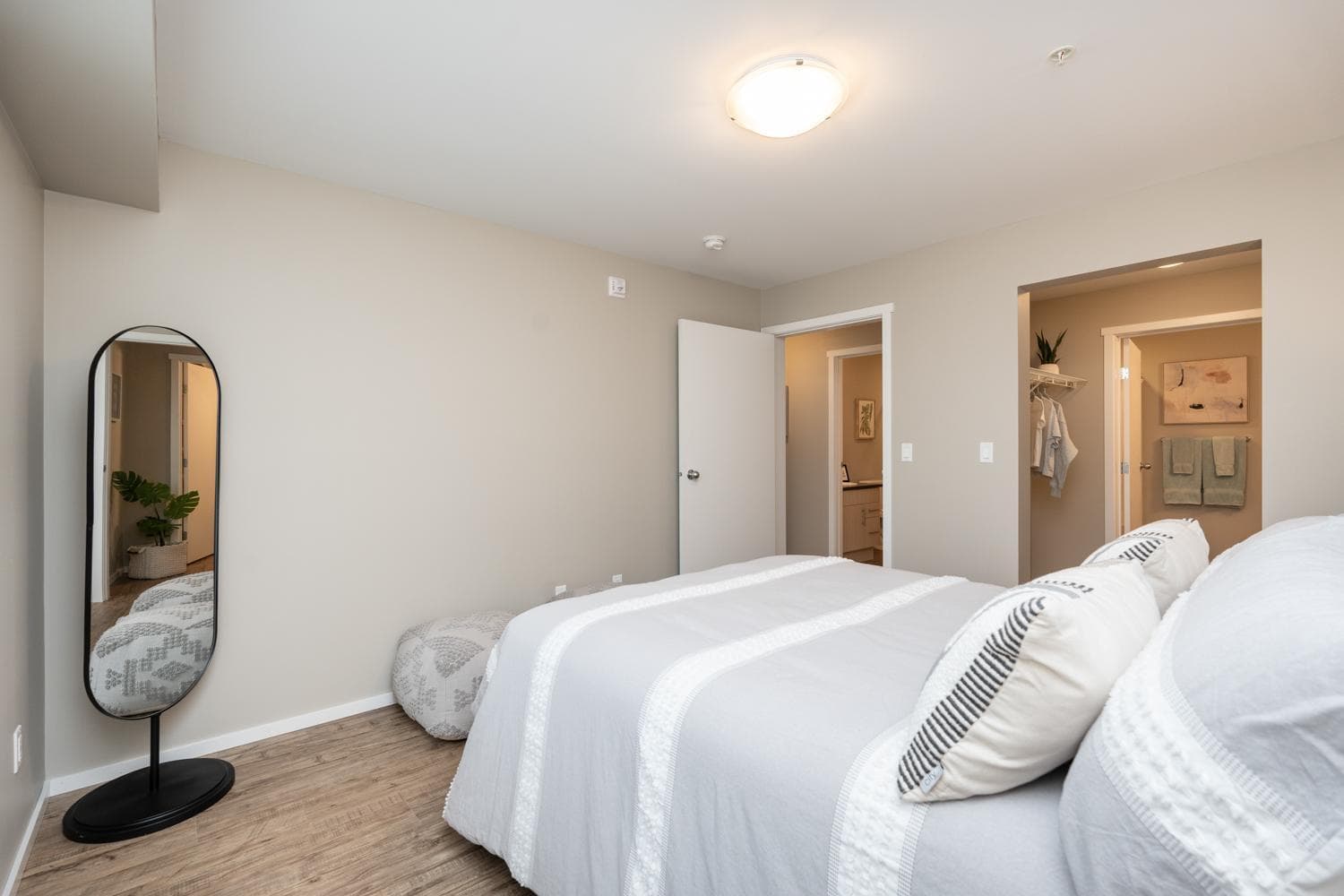 Highland Views Apartments — Three Bedroom Two Bath - Photo 12