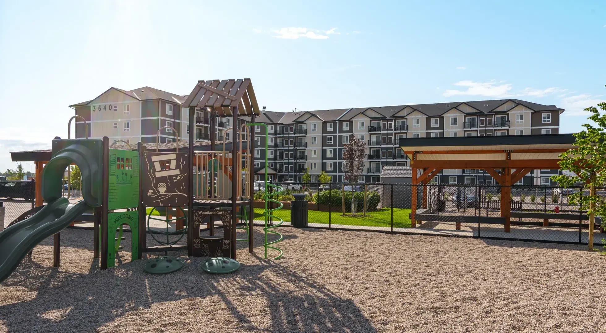 Highland Views Apartments — Three Bedroom Two Bath - Photo 15