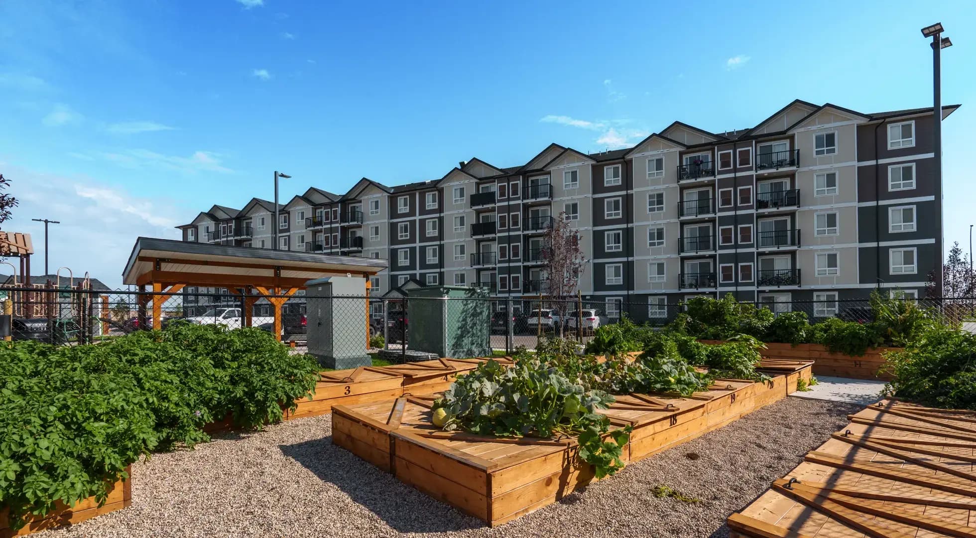 Highland Views Apartments — Three Bedroom Two Bath - Photo 16