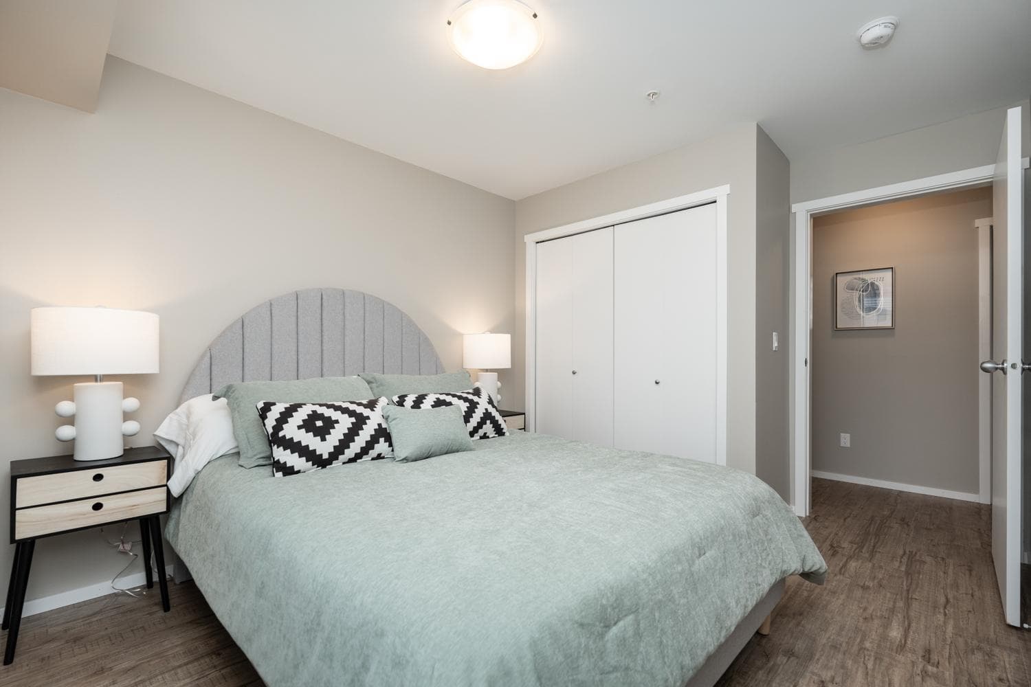 Highland Views Apartments — Three Bedroom Two Bath - Photo 9