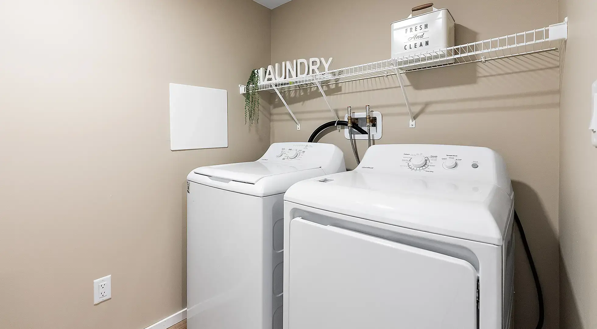 Suncrest Apartments — Three Bedroom Two Bath - Photo 11