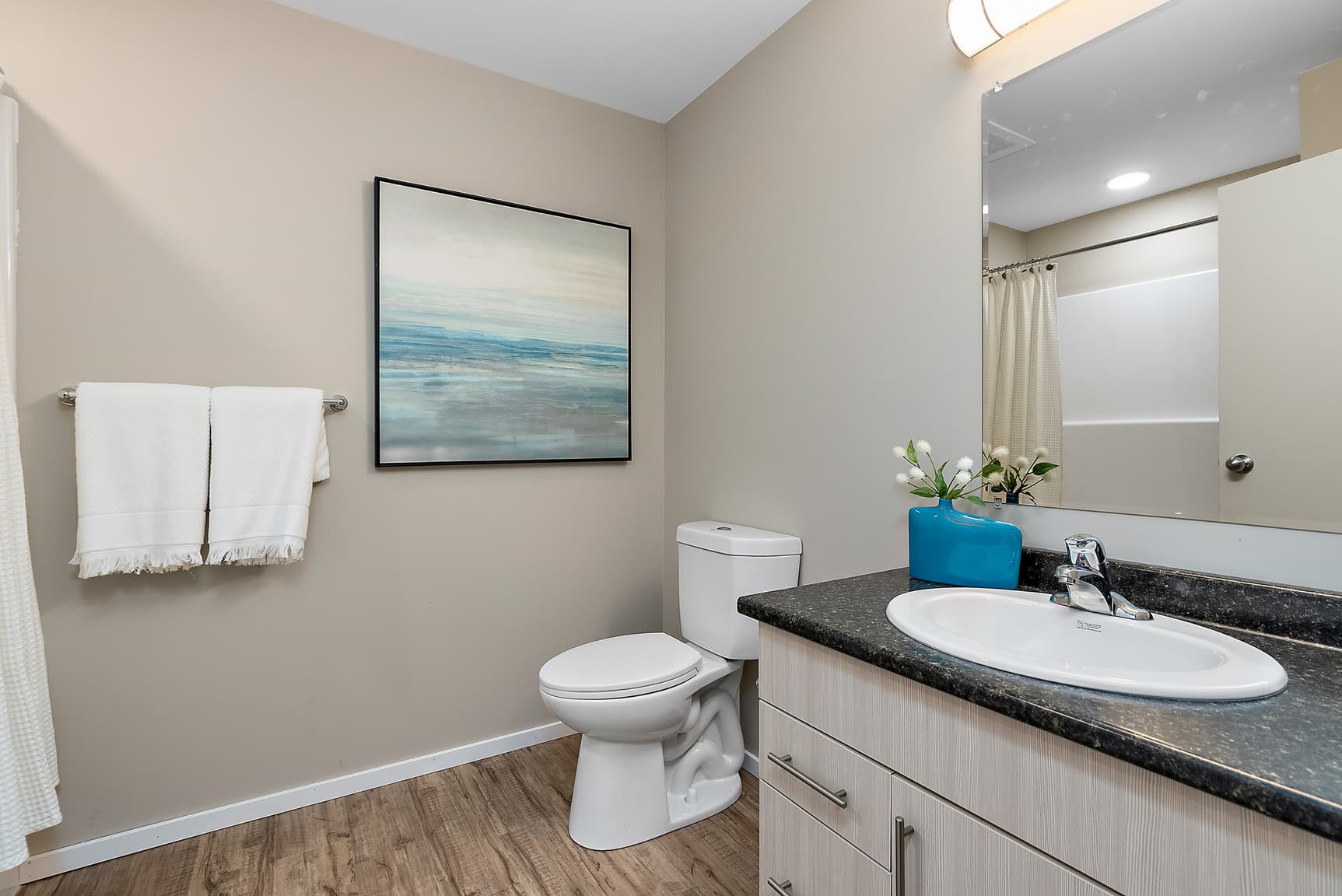 Jardin Apartments — Two Bedroom One Bath - Photo 10