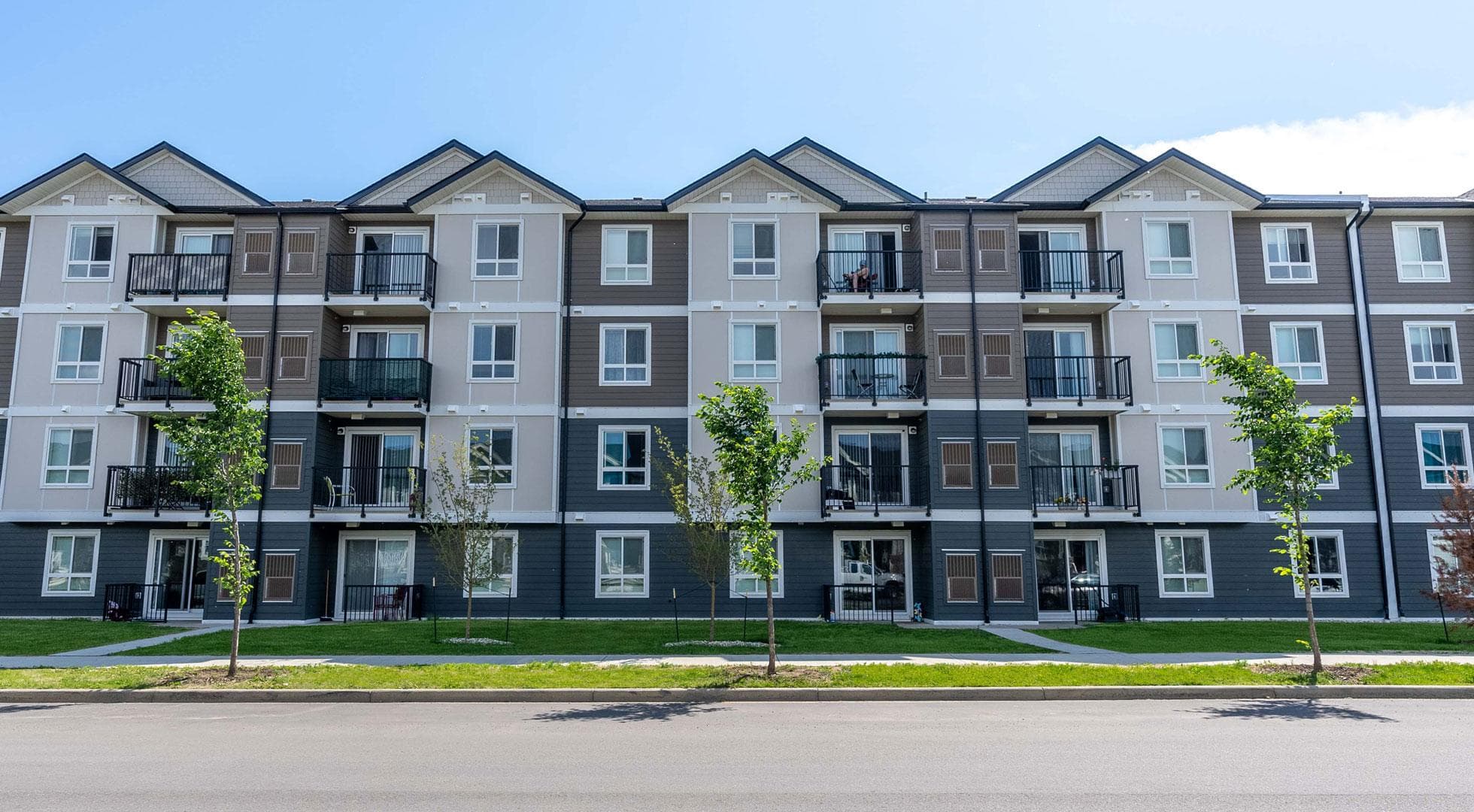 Westpointe Greens — One Bedroom One Bath - Photo 3