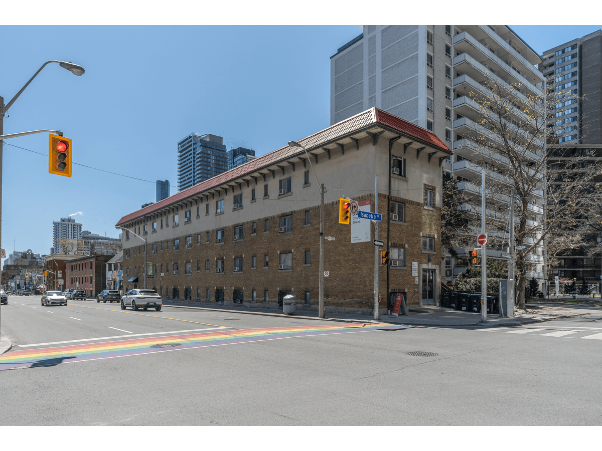 608 Church Street — Studio - Photo 14