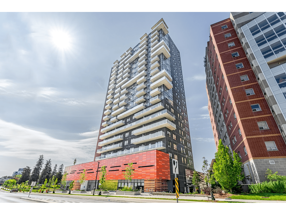 Vogue Residences - Photo 18