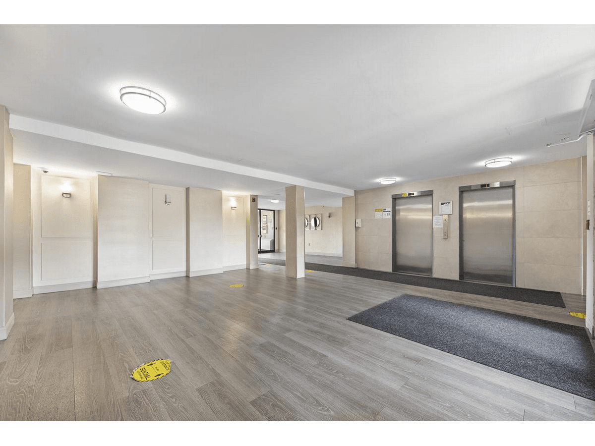 1450 Sheppard Avenue West — 1 BEDROOM - Photo 12