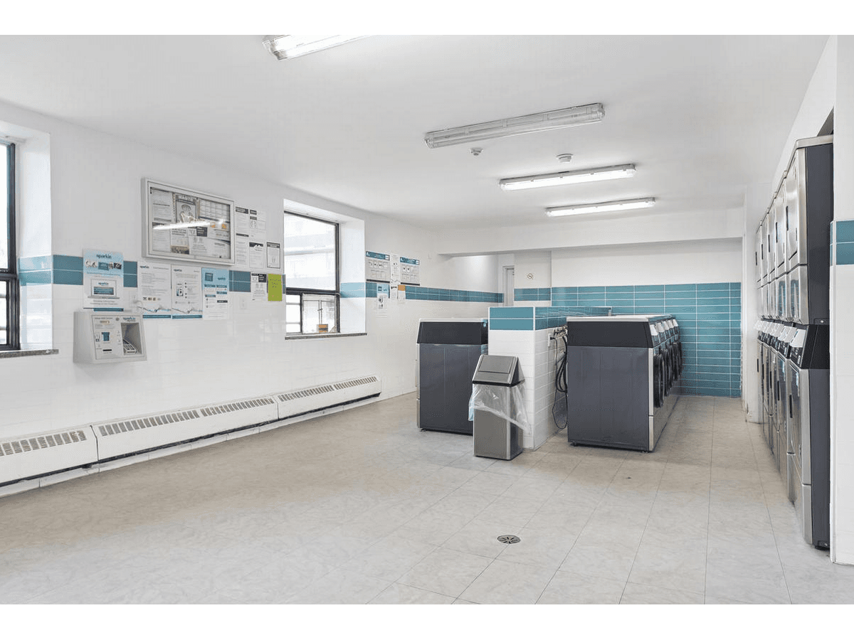 1450 Sheppard Avenue West — 1 BEDROOM - Photo 18