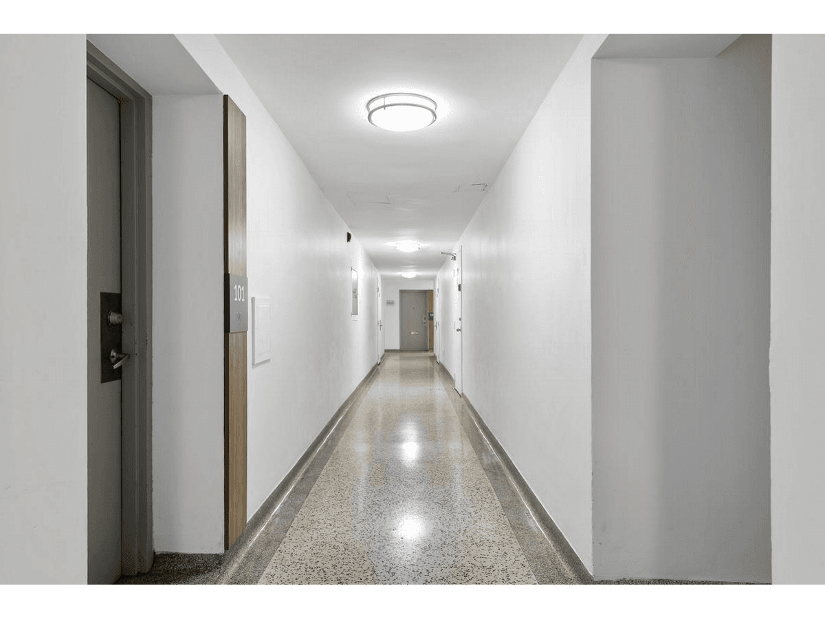 1450 Sheppard Avenue West — 1 BEDROOM - Photo 27