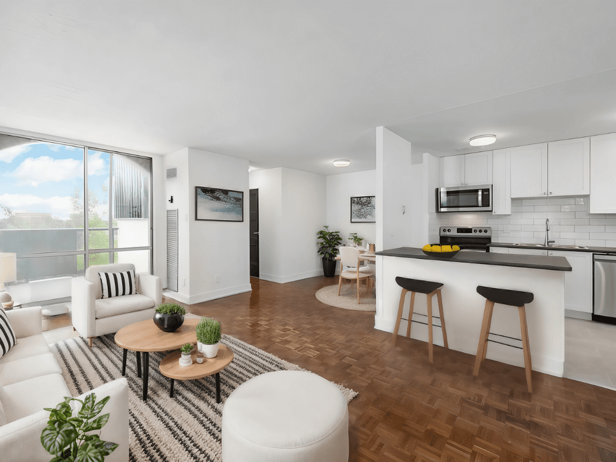 7110 Darcel ave - Photo 3