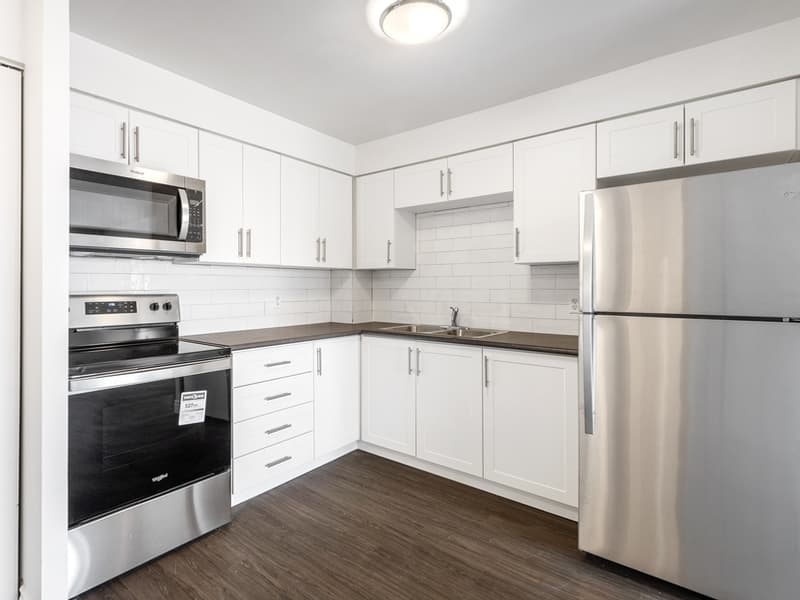 760-800 Laurier Boulevard — 3 bedrooms - Photo 4