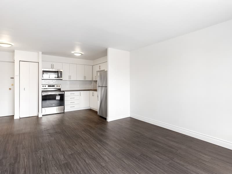 760-800 Laurier Boulevard — 3 bedrooms - Photo 6