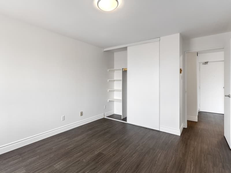 760-800 Laurier Boulevard — 3 bedrooms - Photo 8
