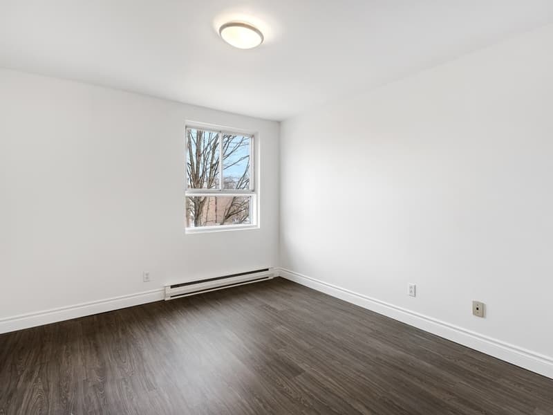 760-800 Laurier Boulevard — 3 bedrooms - Photo 9