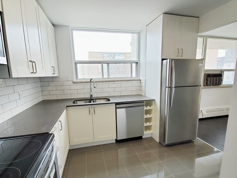 9 Kingsbridge Court — 3 bedrooms - Photo 5