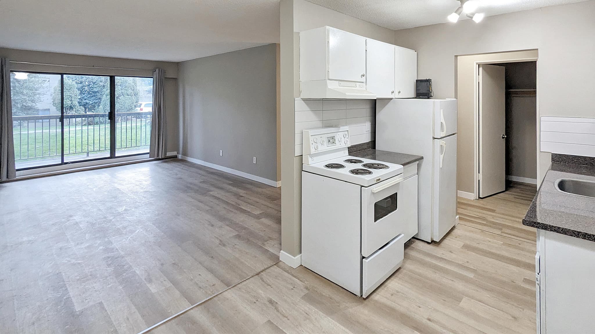 Greenwood Gardens — 1 bedroom - Photo 2