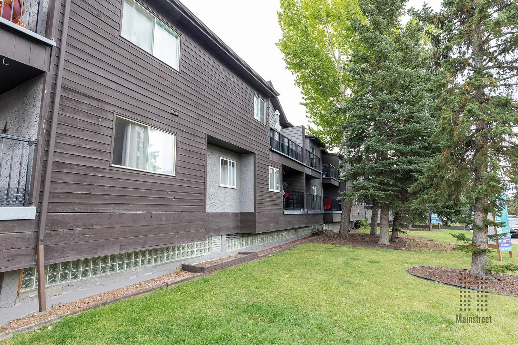 Glenbow Manor — 1 bedroom - Photo 3