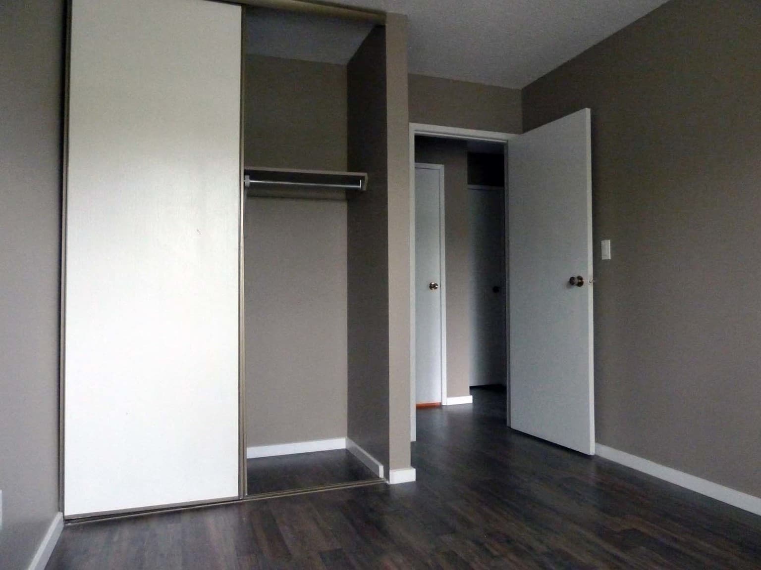 Huntsville Apartments — Bachelor - Photo 14