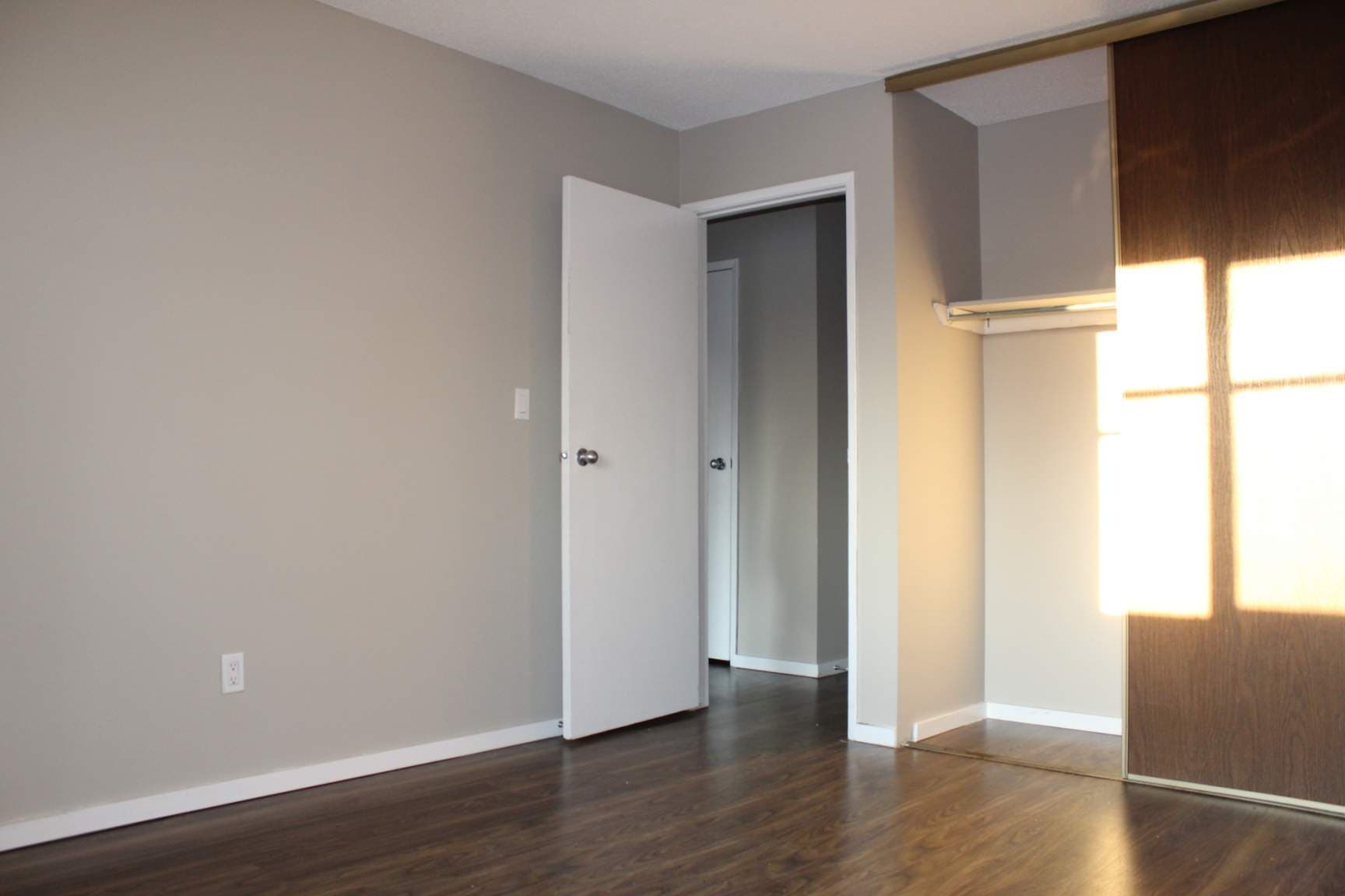 Huntsville Apartments — Bachelor - Photo 4