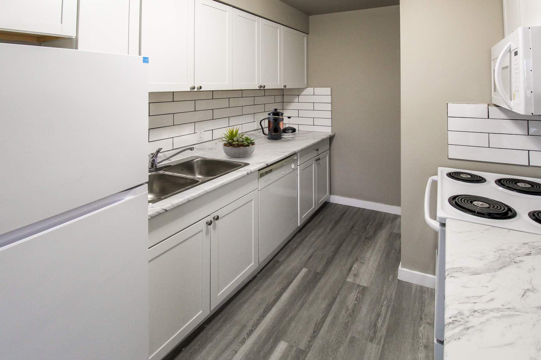 Bannerman Apartments — 1 bedroom - Photo 3