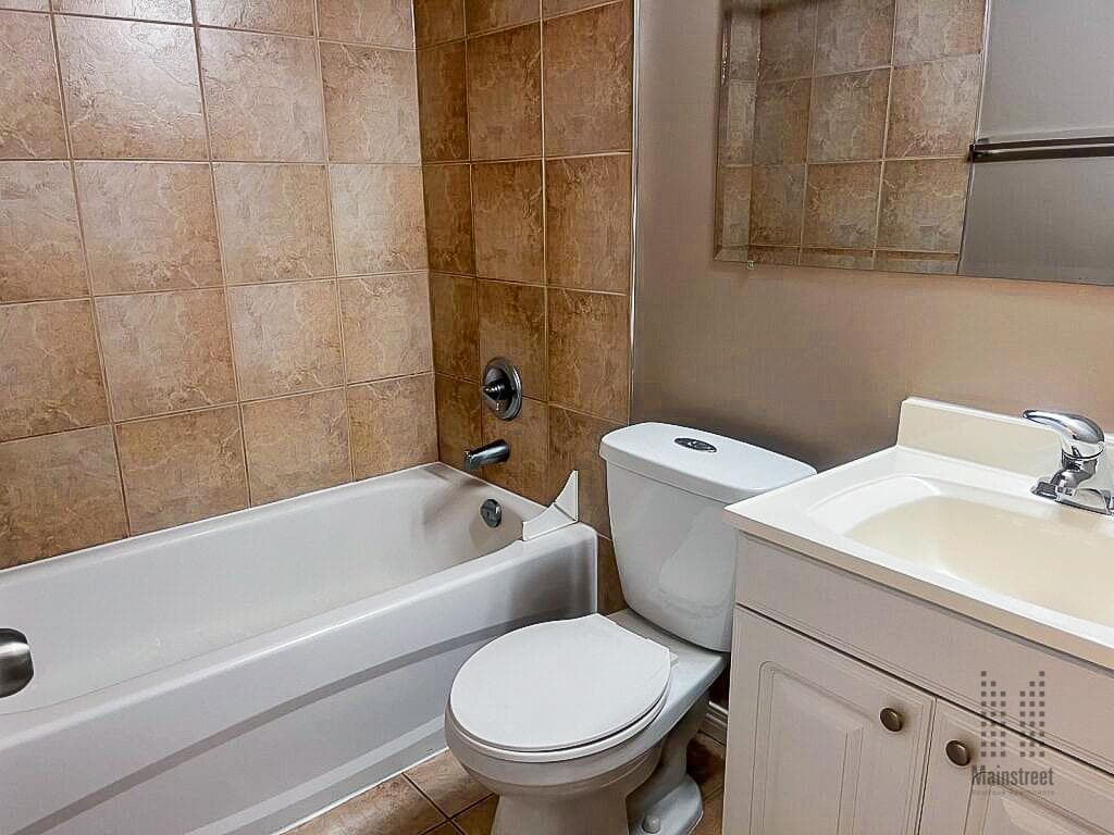 Cameron Manor - Photo 5