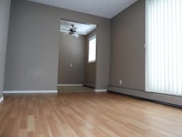 Victoria Park Apartments — 3 bedroom - Photo 3