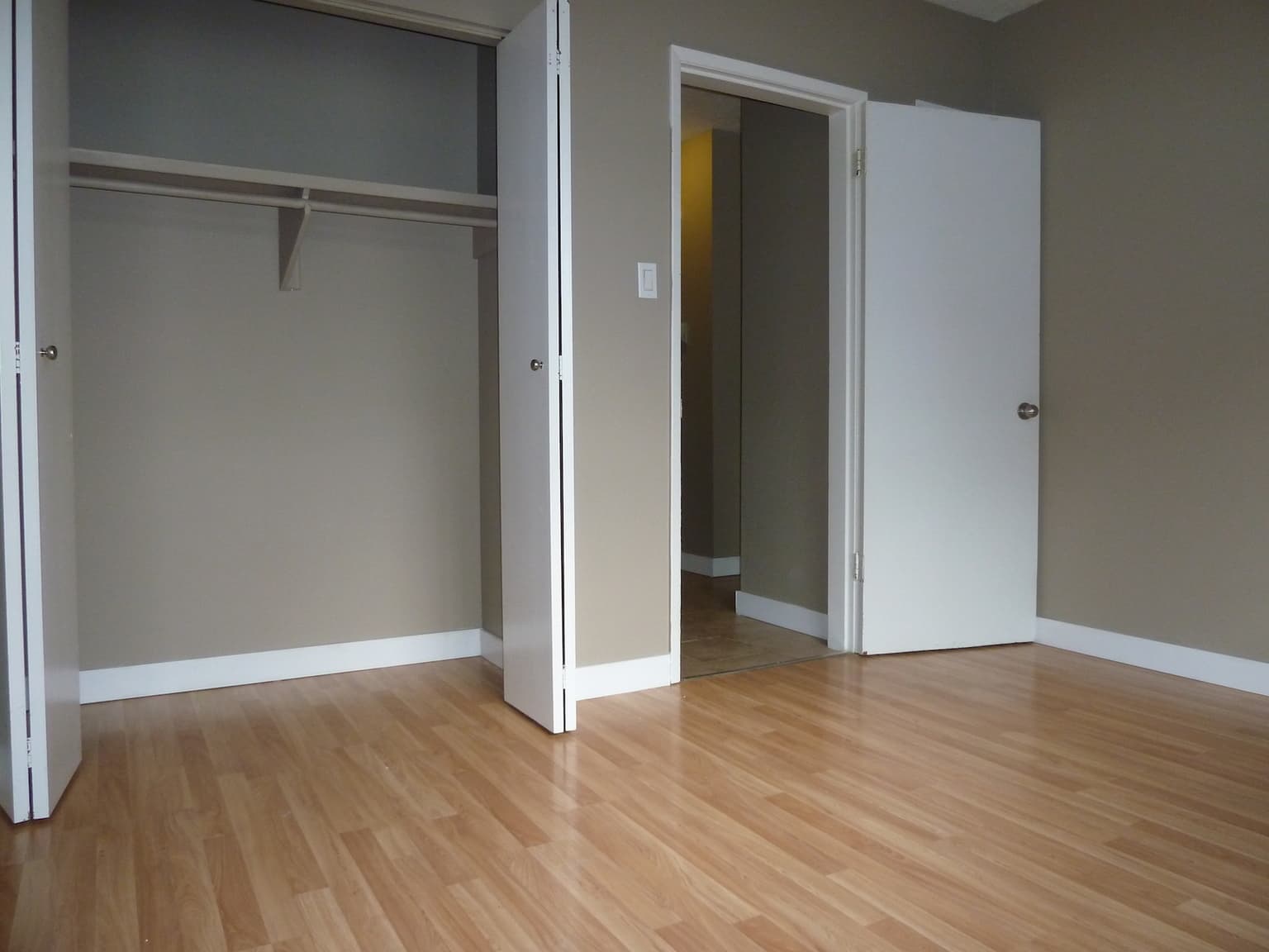 Westmore Apartments — 3 bedroom - Photo 6