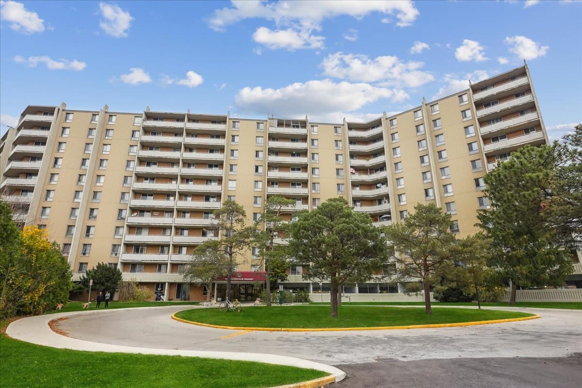 Highland Village — apartment/condo - Photo 5