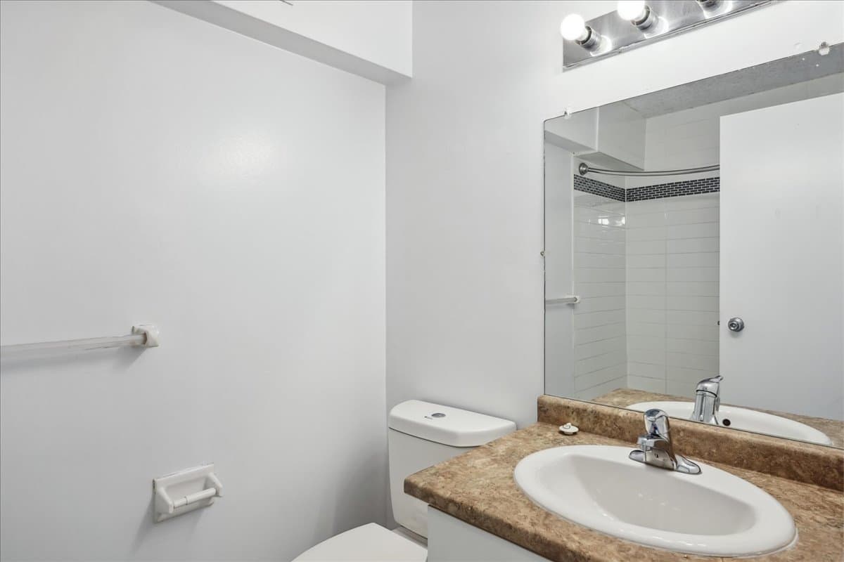 Highland Village — apartment/condo - Photo 10
