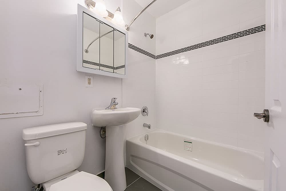 Islington Apartments — apartment/condo - Photo 12