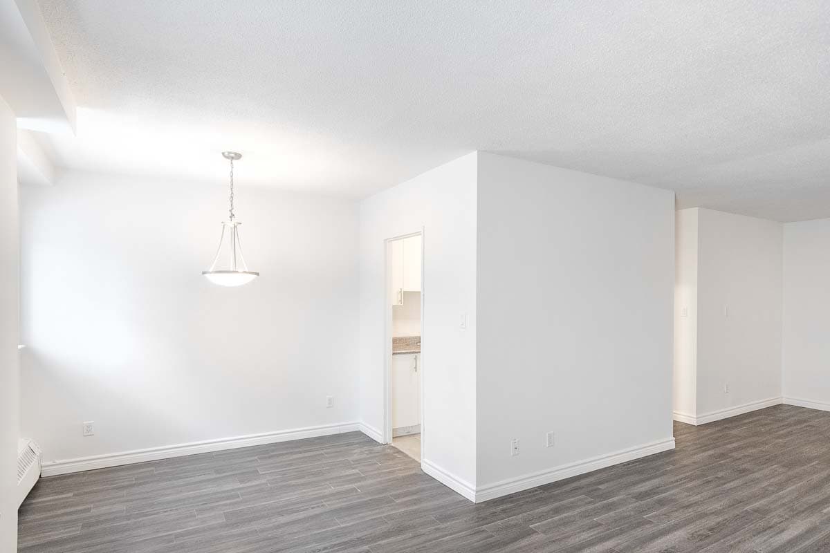 Sunnybrooke — apartment/condo - Photo 5