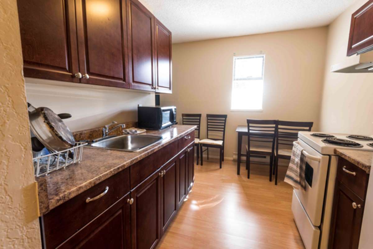 1204 Yates Street Apartments - Photo 4
