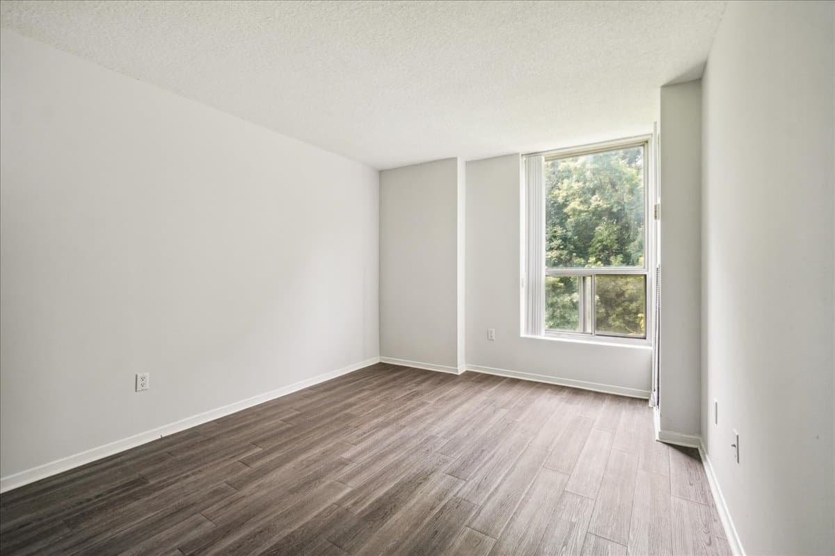 Rathburn Apartments — apartment/condo - Photo 10