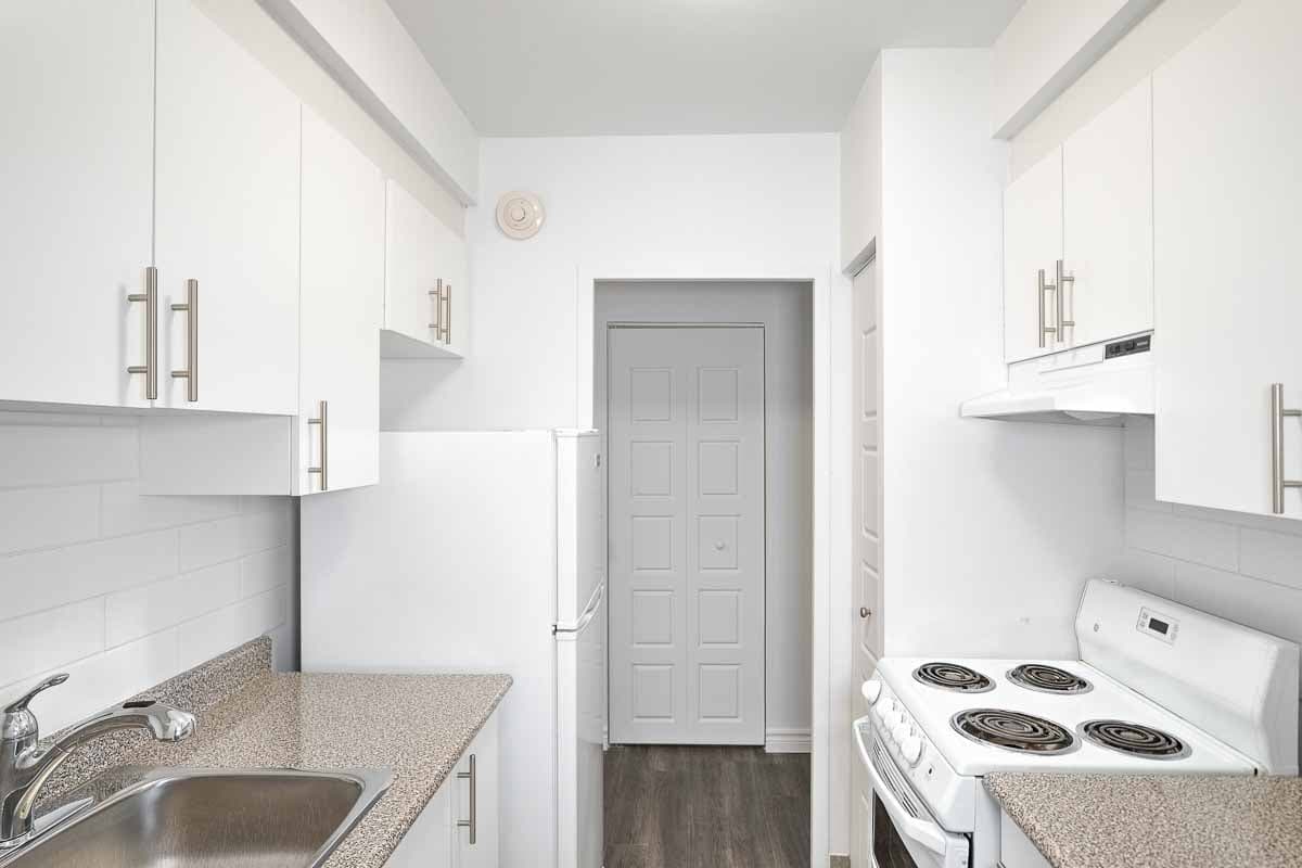 Sunnybrooke — apartment/condo - Photo 6