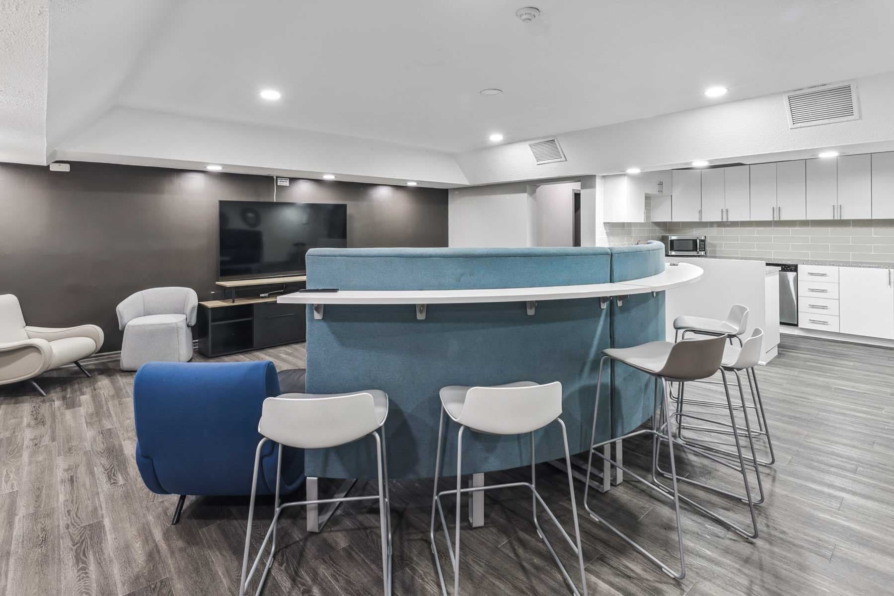 Park Victoria Apartments — apartment/condo - Photo 19