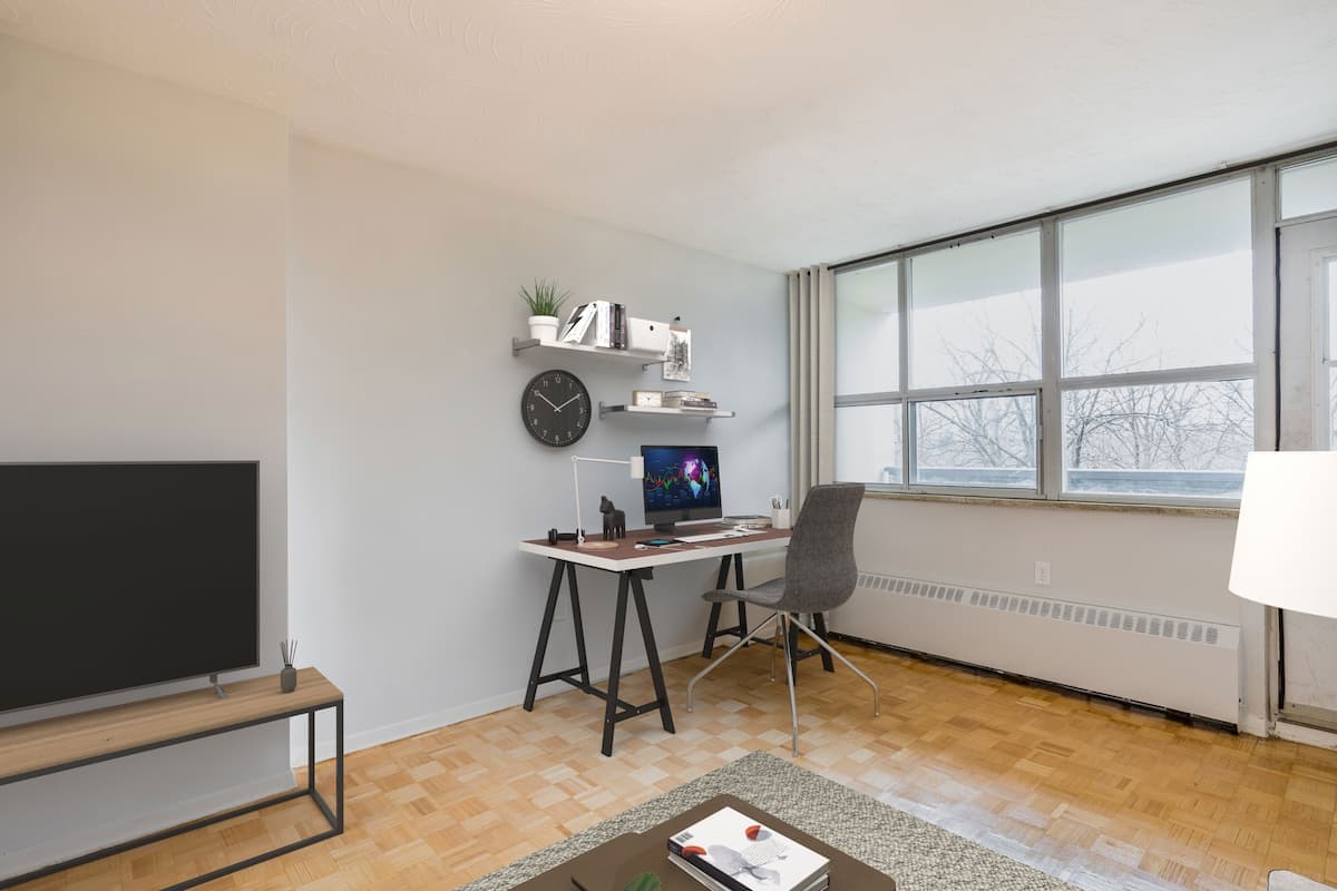 Eastmount Apartments — apartment/condo - Photo 10