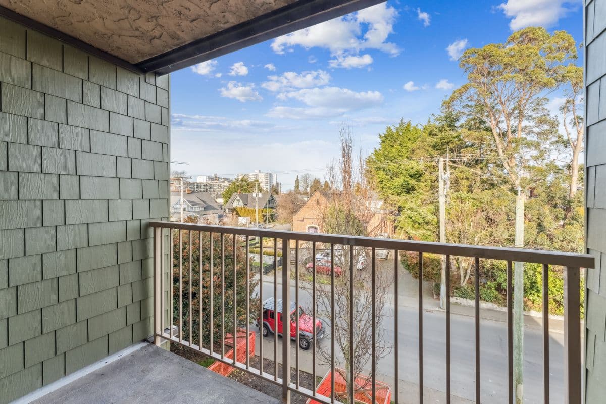 Niagara Court Apartments - Photo 10