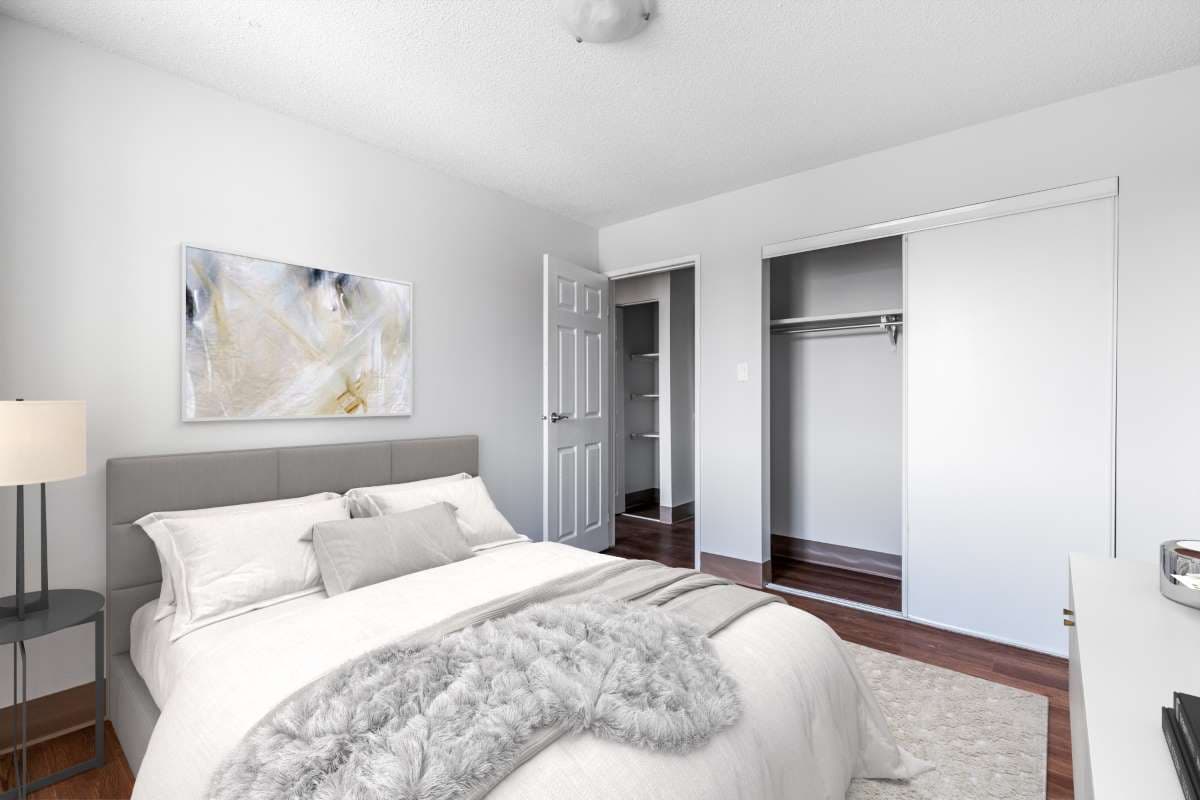 Holly Acres Apartments — apartment/condo - Photo 5