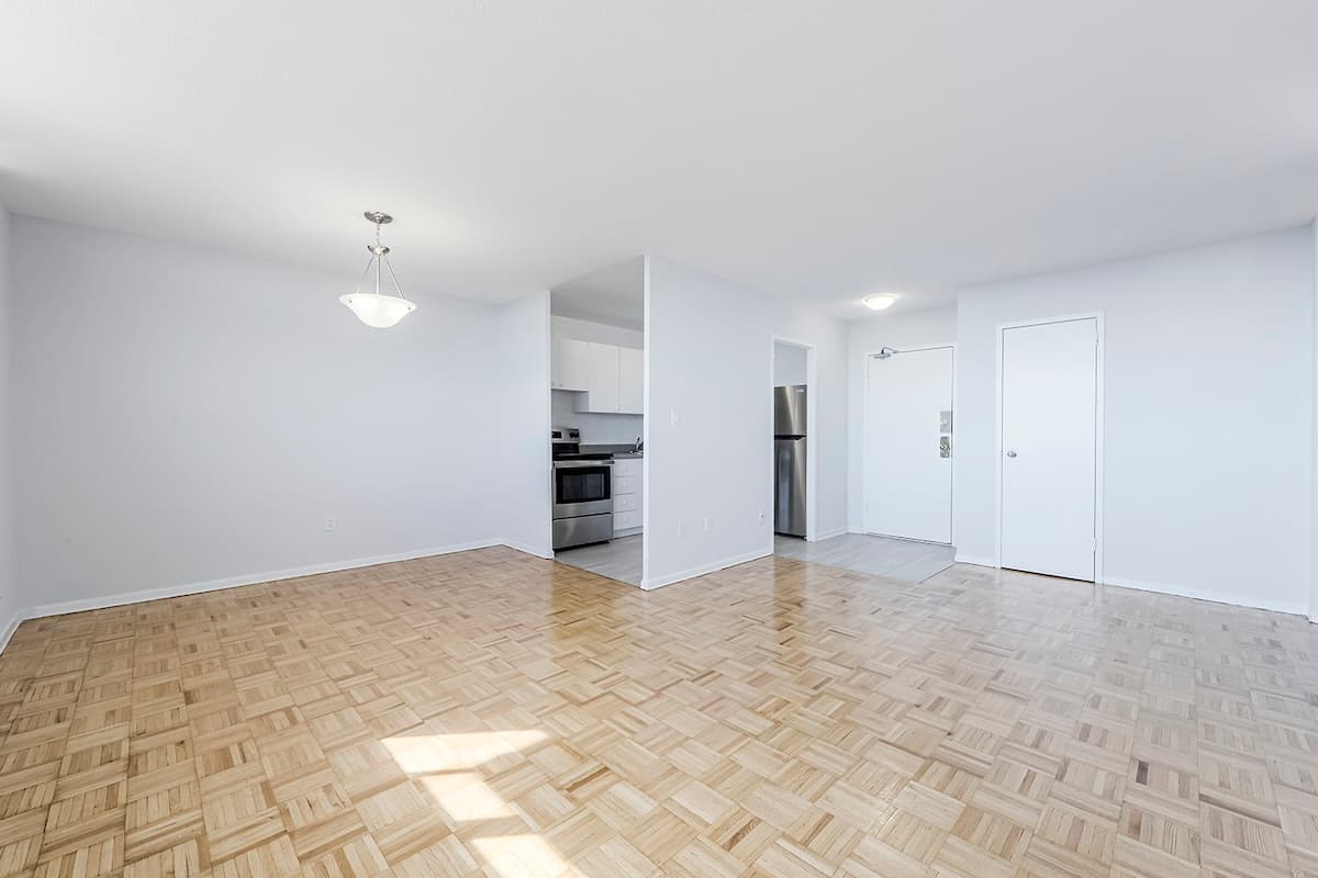 Scarborough Golf Apartments - Photo 13