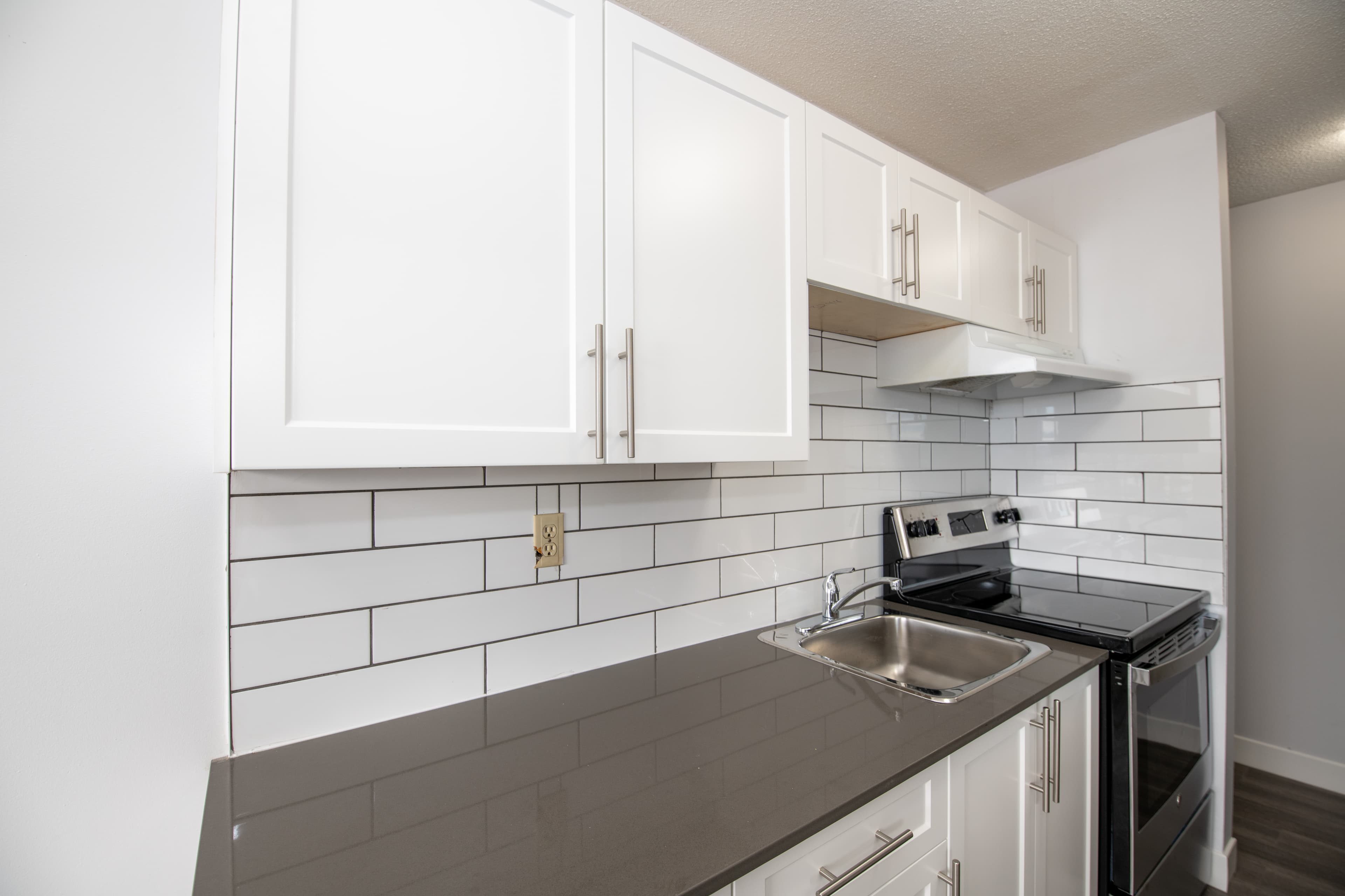 Don Quadra Apartments — apartment/condo - Photo 21