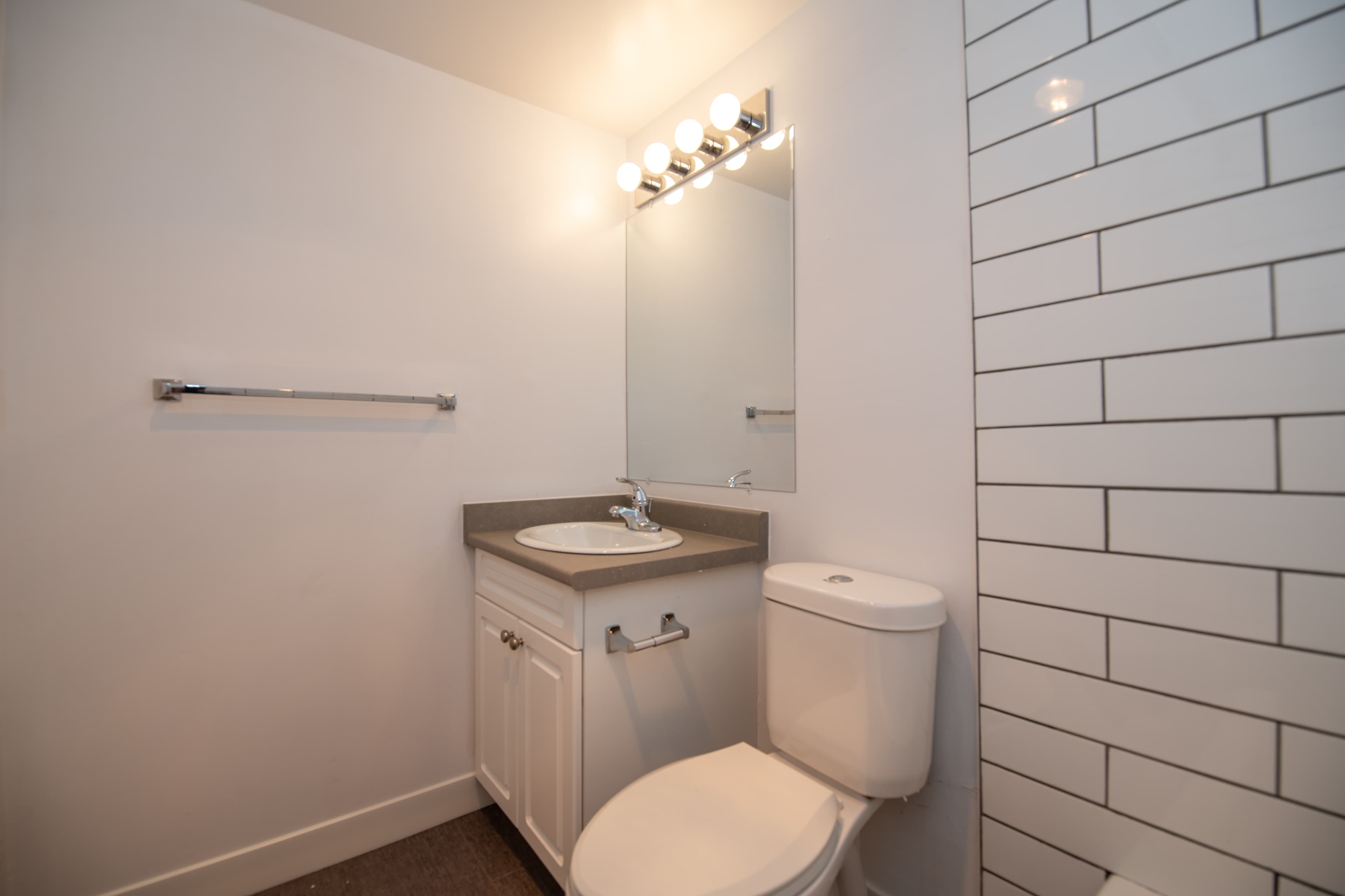 Don Quadra Apartments — apartment/condo - Photo 15